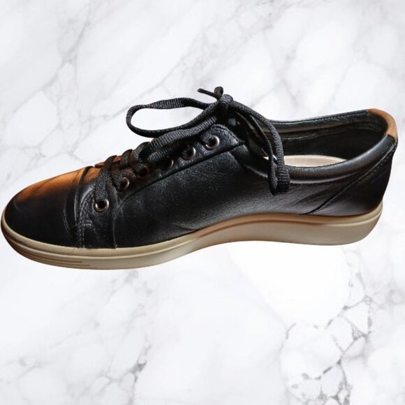 ECCO Soft Black Leather Sneakers Size EU39/US 8 EUC - Picture 6 of 16